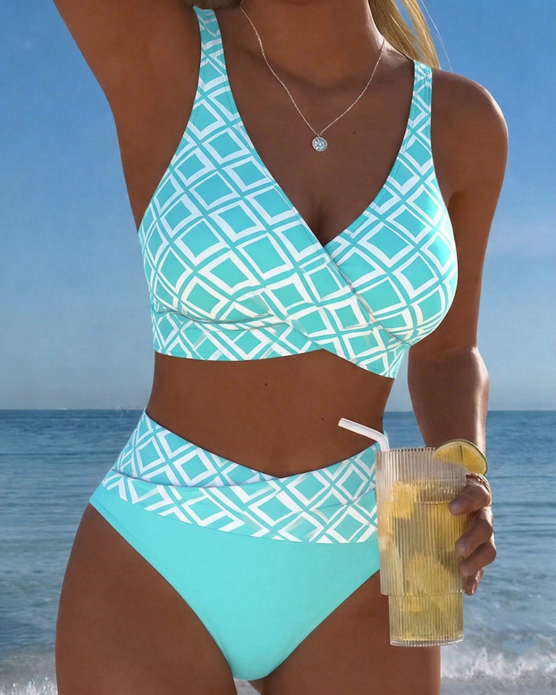 Two-Piece Bikini with Wireless Bra Cut and Diamond Pattern