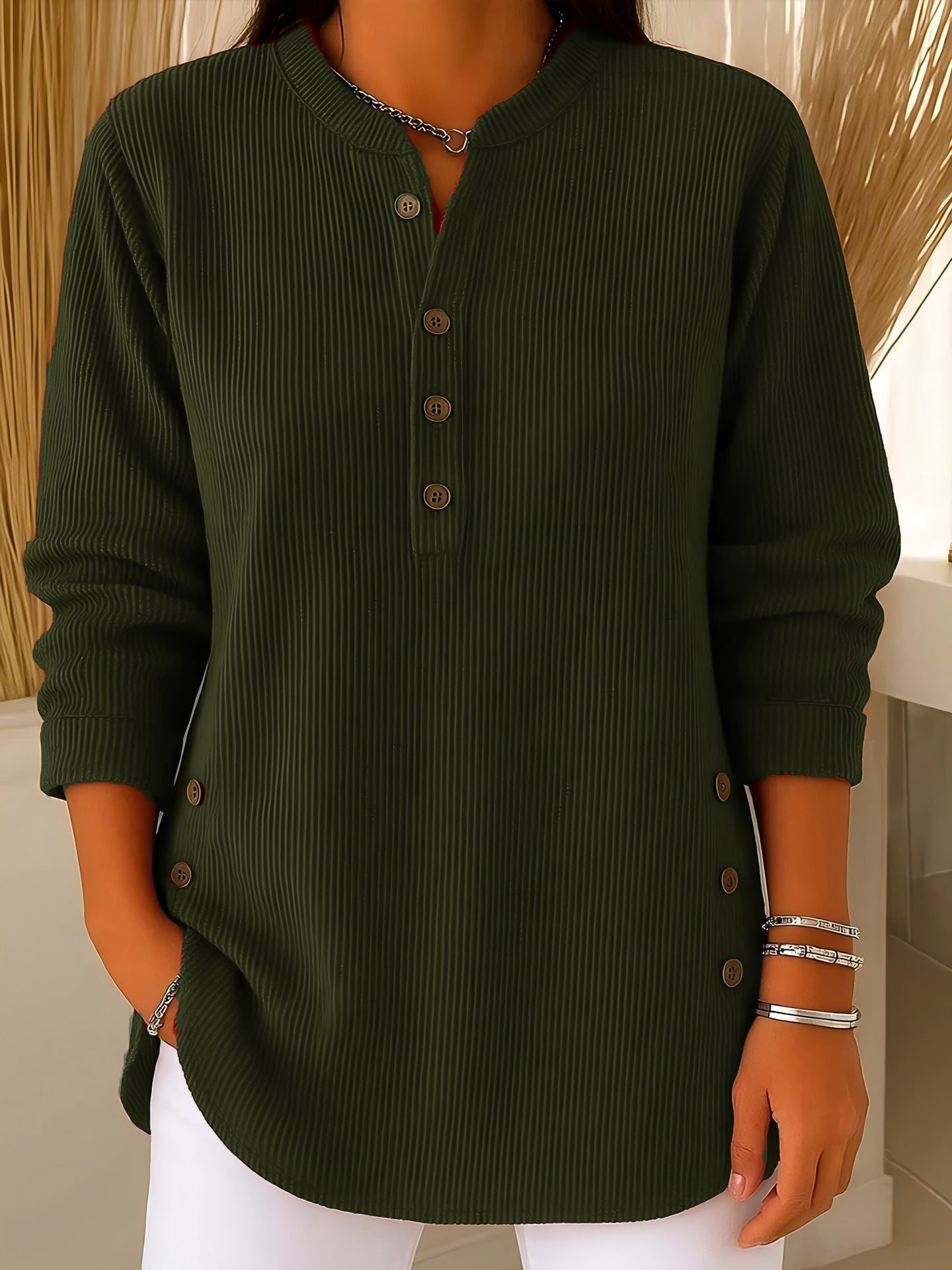 Lily & Lune™| Sweater with a Round Neckline