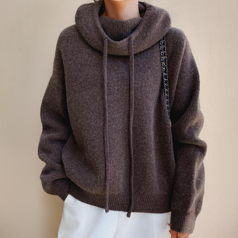 Hannah | Elegant High-Neck Pullover