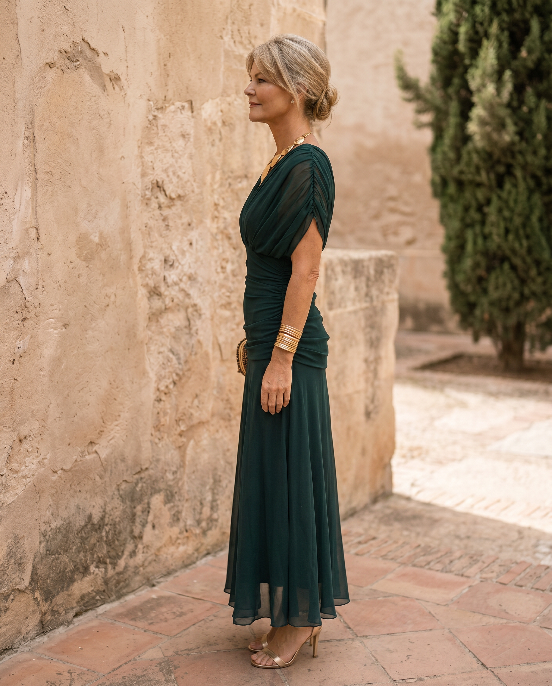 Elegant maxi dress for party with sweetheart neckline