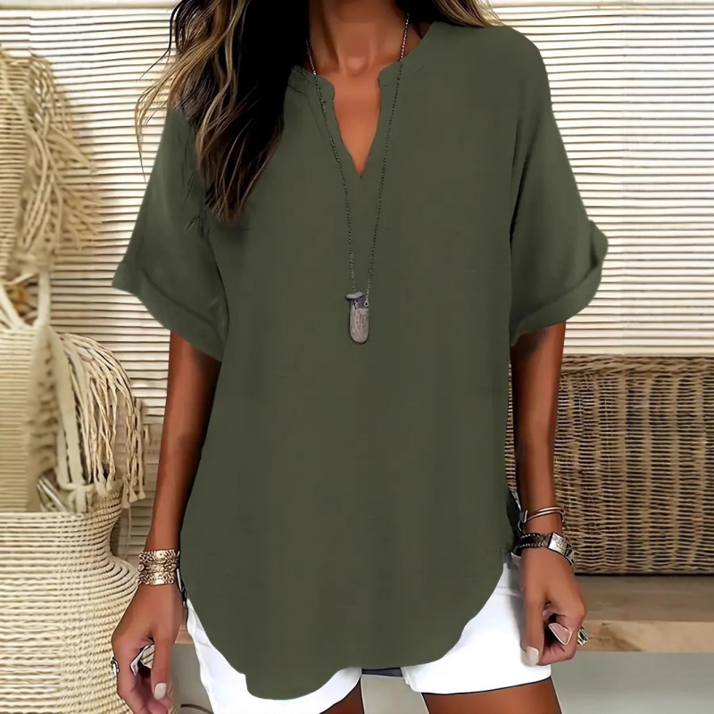 Michelle | Women's Loose V-neck T-shirt