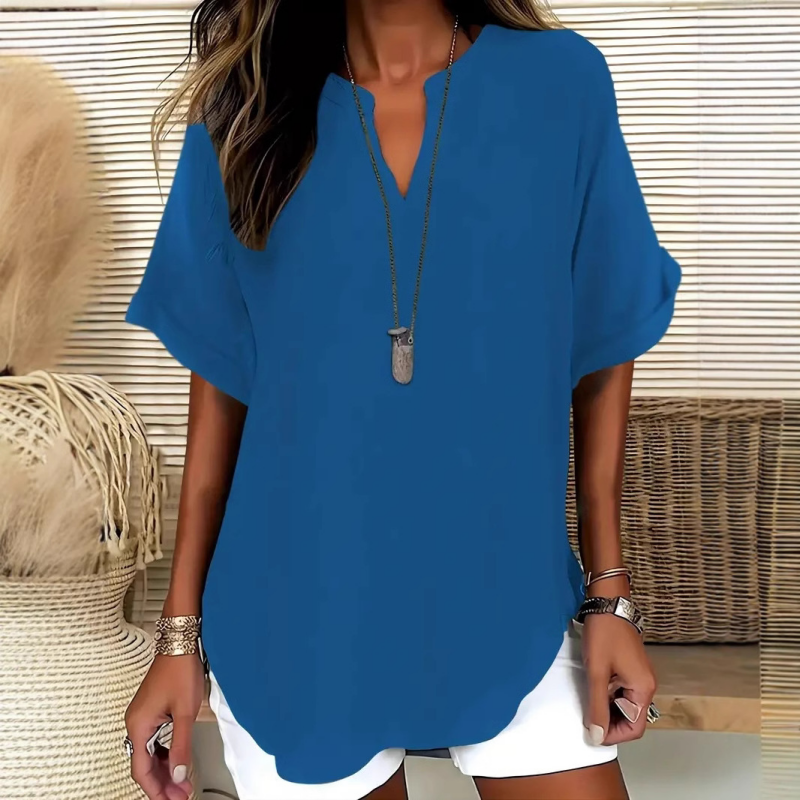 Michelle | Women's Loose V-neck T-shirt