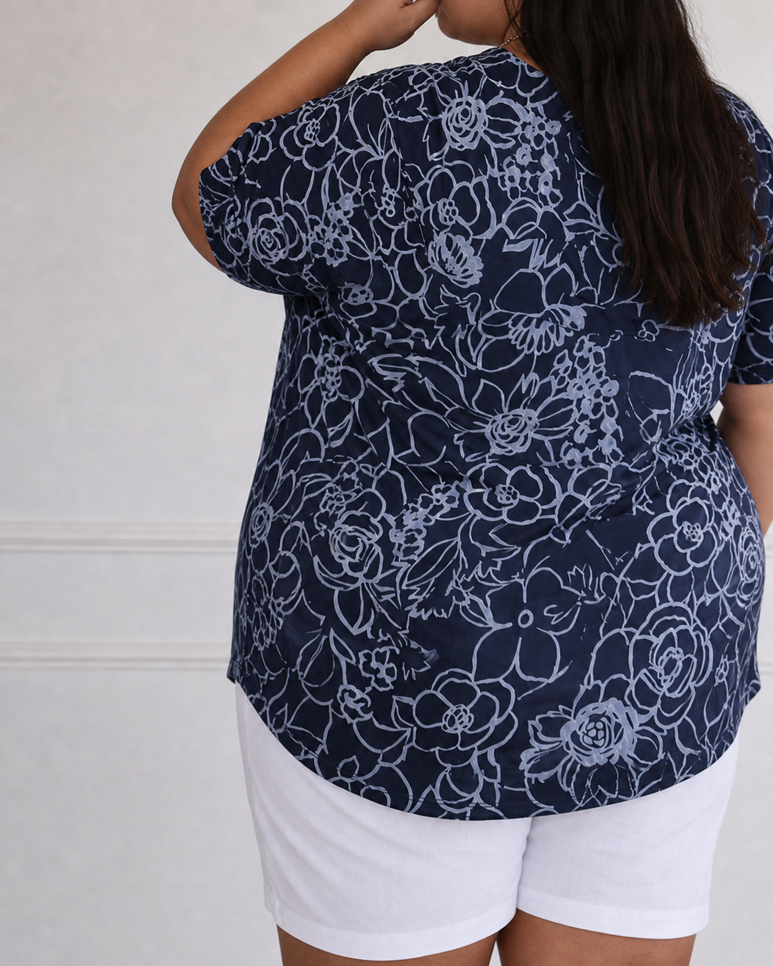 Camila | Elegant Blouse with Pocket