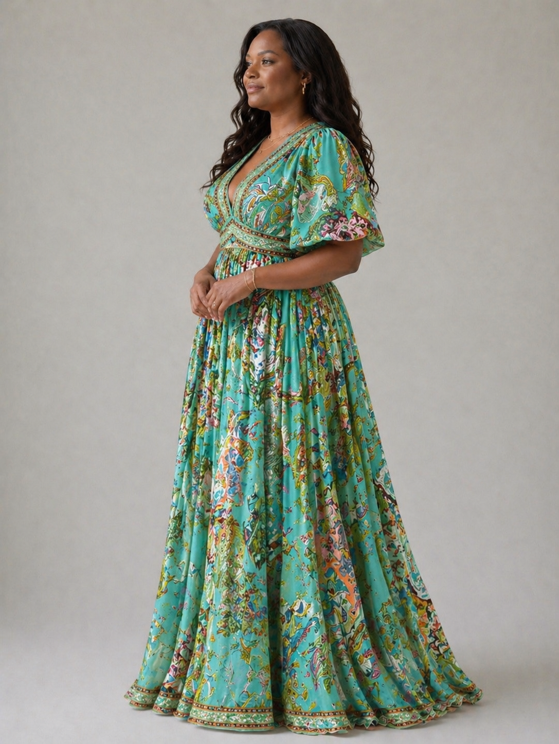 Amelia™ | Airy maxi dress with puff sleeves and V-neck