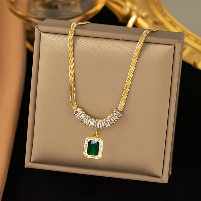 Regalia Prism Emerald Necklace
