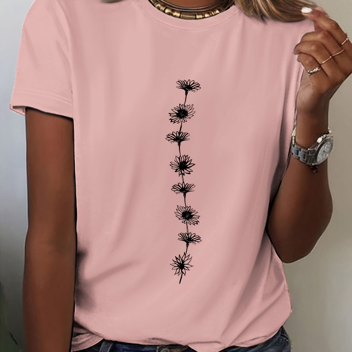 Claire | Happy T-Shirt
