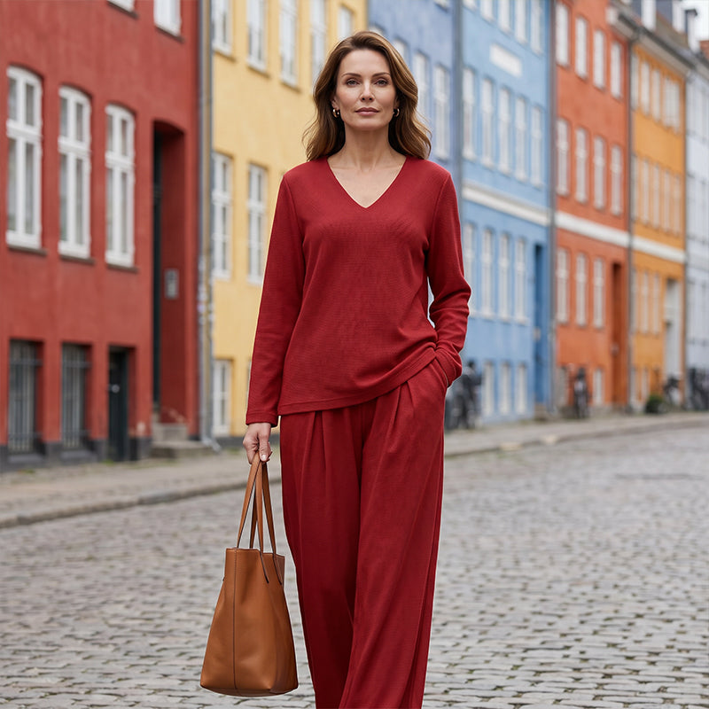 Amber | Women's V-Neck Lounge Set with Wide-Leg Pants