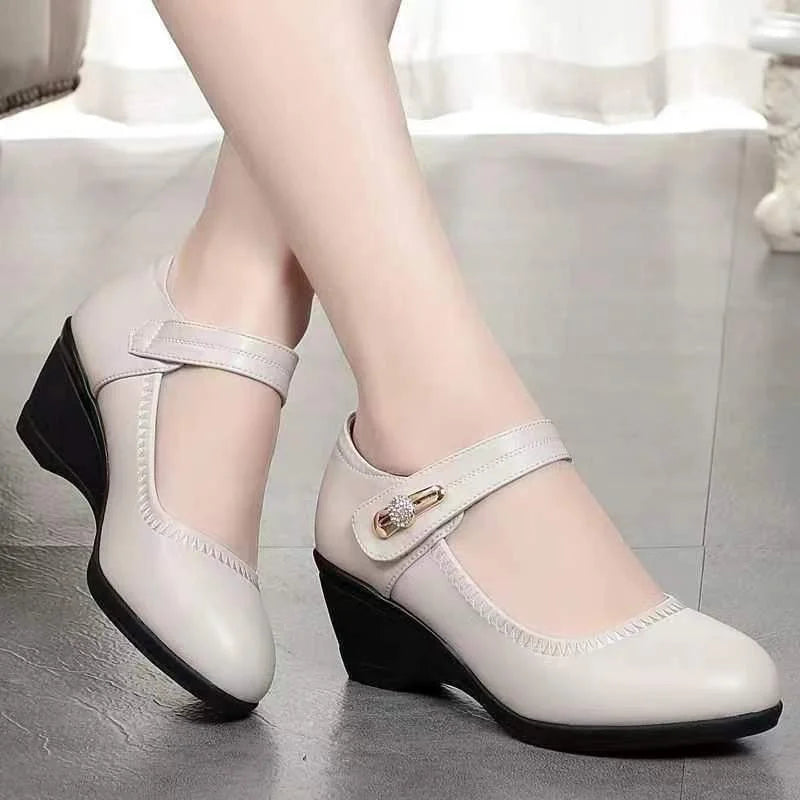 Carlina™ | Elegant Mid-Heel Comfort Shoes
