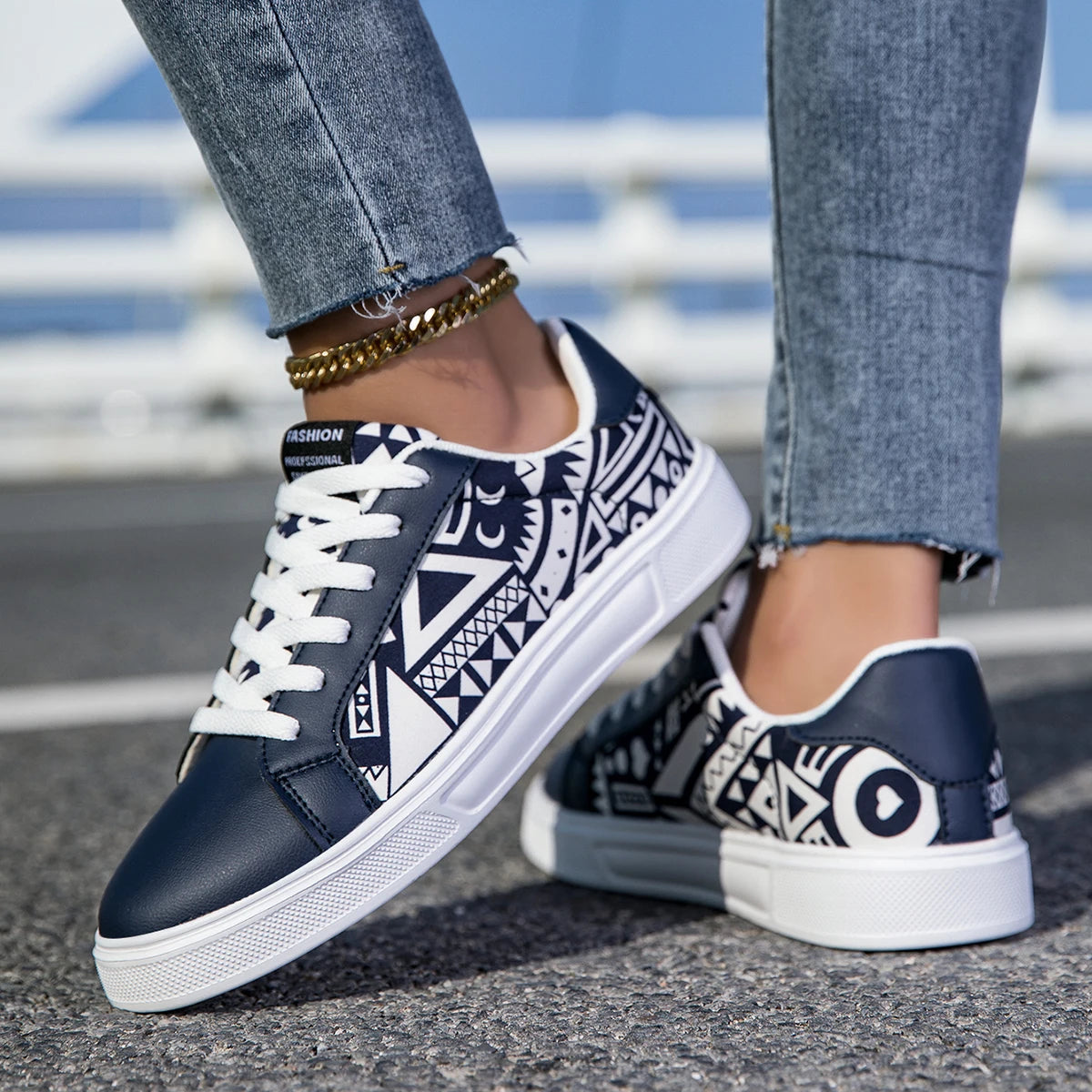 Maggie | Trendy Orthopedic Sneakers