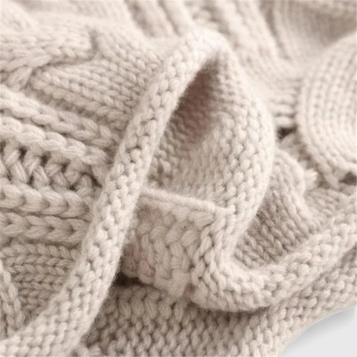 Aurelia | Cable Knit Sweater