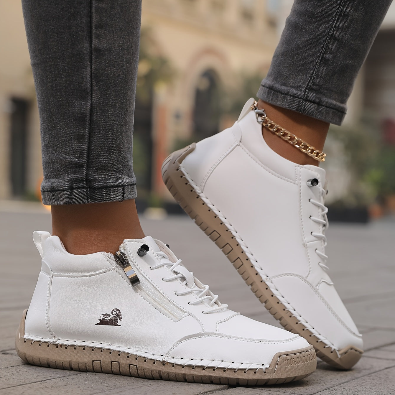 Mila – Orthopedic Sneakers