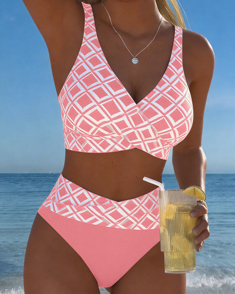 Two-Piece Bikini with Wireless Bra Cut and Diamond Pattern