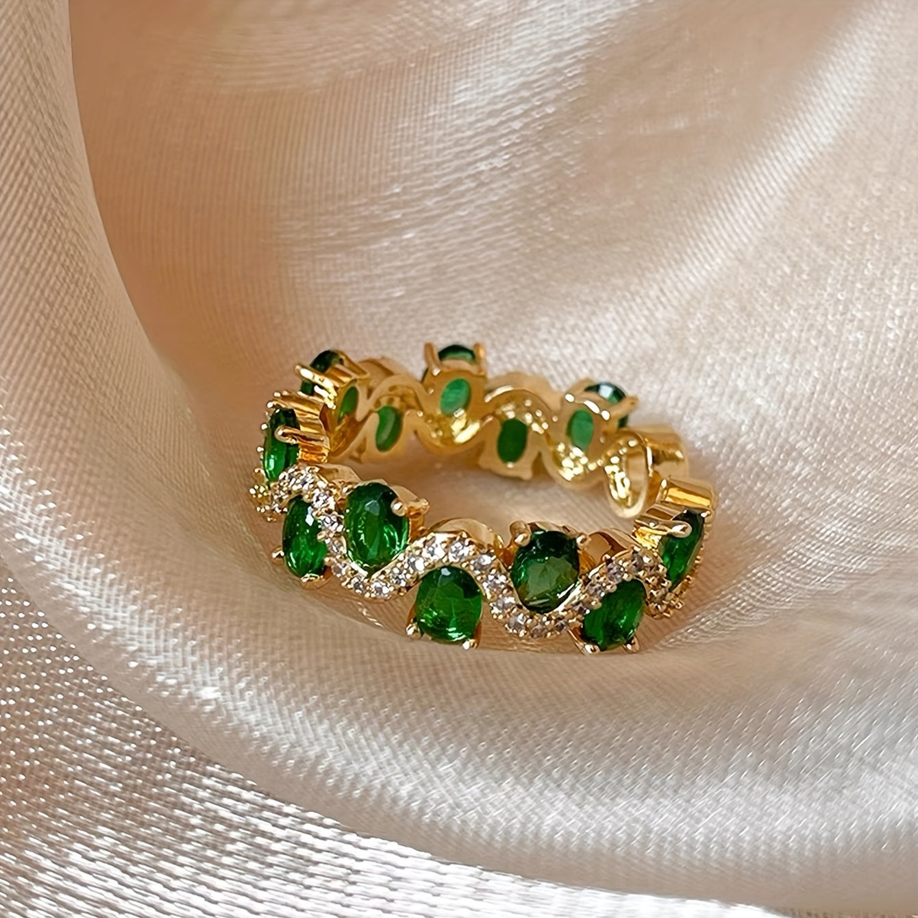 Calira Sparkling Emerald Open Ring