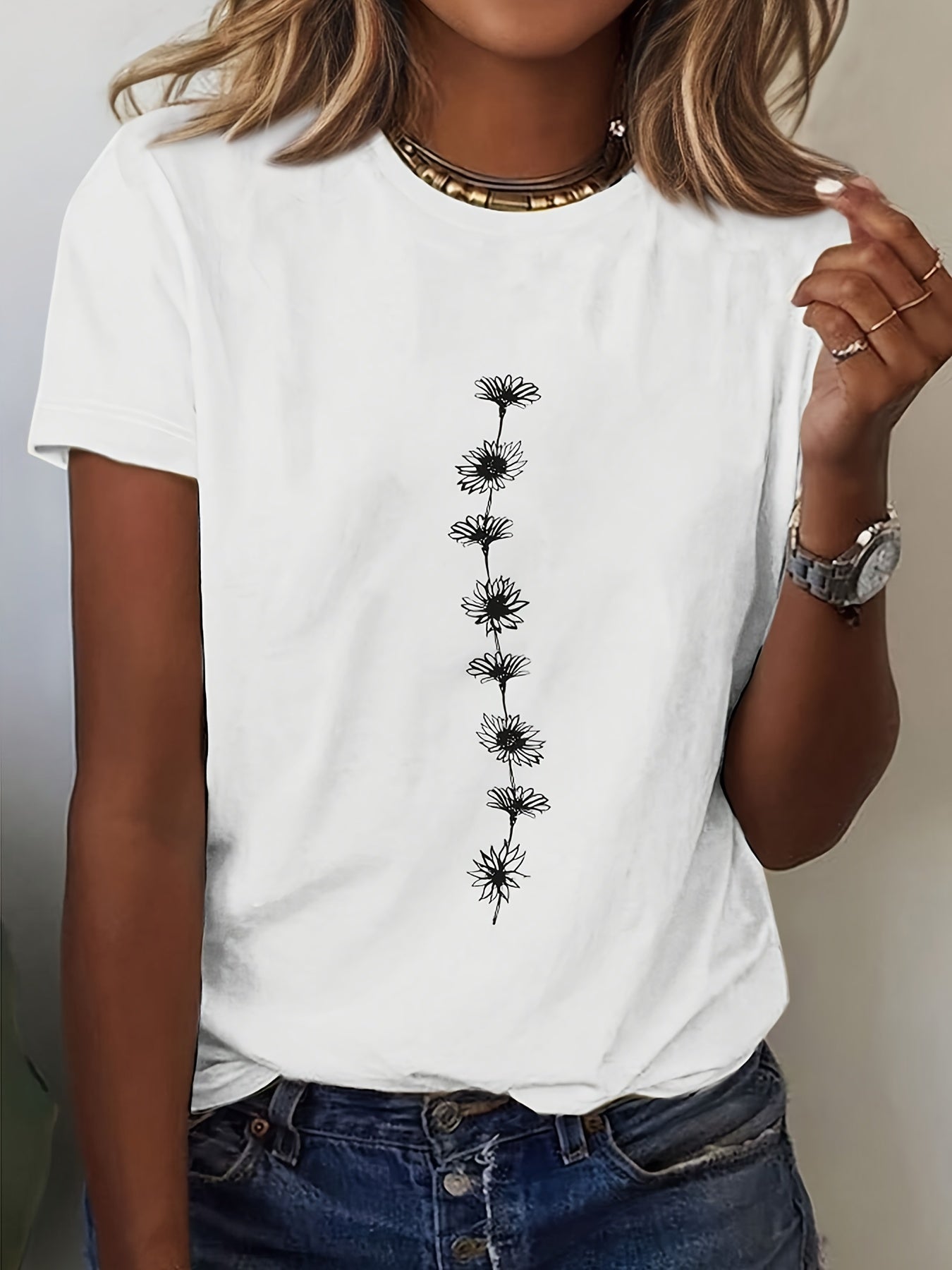 Claire | Happy T-Shirt