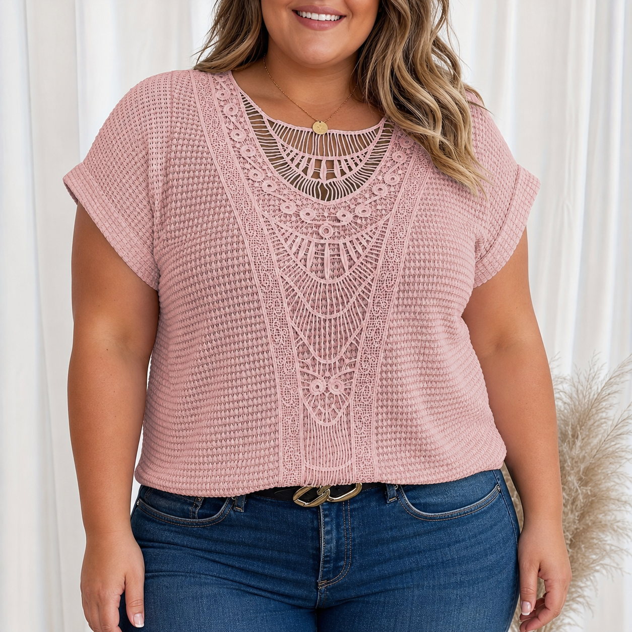 Violet | Detailed Knitted Top