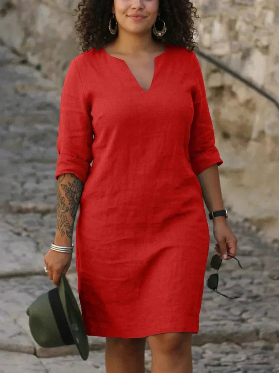 Coraline - Relaxed V-Neck Dress